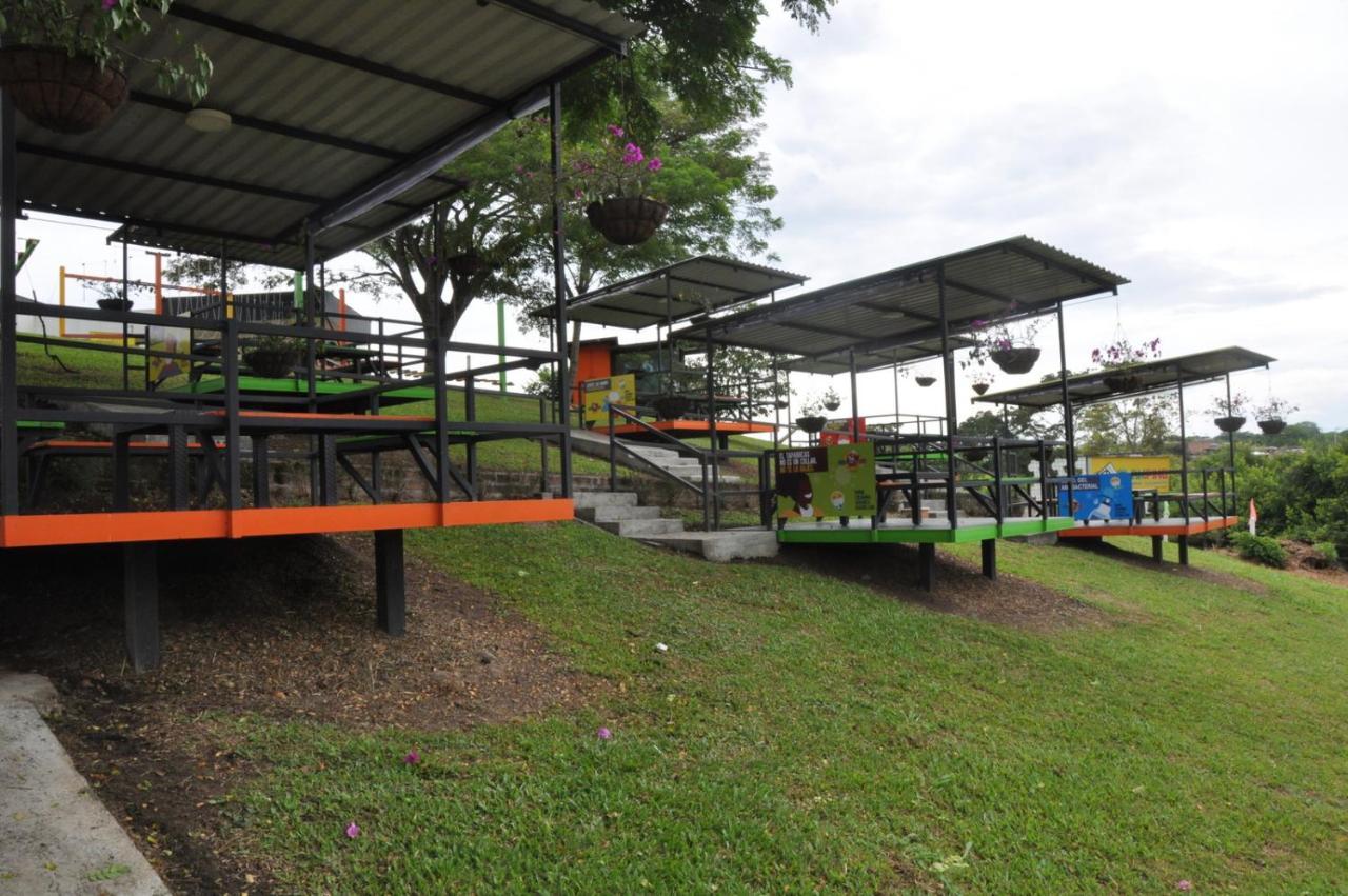 Glamping - Calochorno Hotel Alcala ภายนอก รูปภาพ