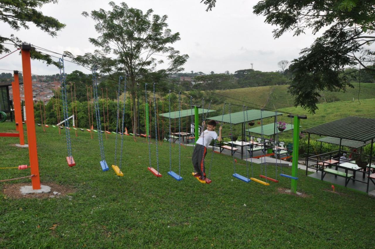 Glamping - Calochorno Hotel Alcala ภายนอก รูปภาพ